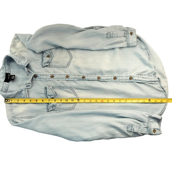 Wet Seal Button Down Long Sleeve Shirt Women's Size Med Light Wash blue Western - Picture 6 of 8